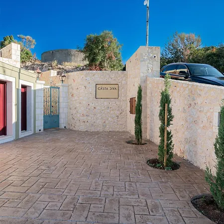 Casta Diva Luxury * Φισκάρδο