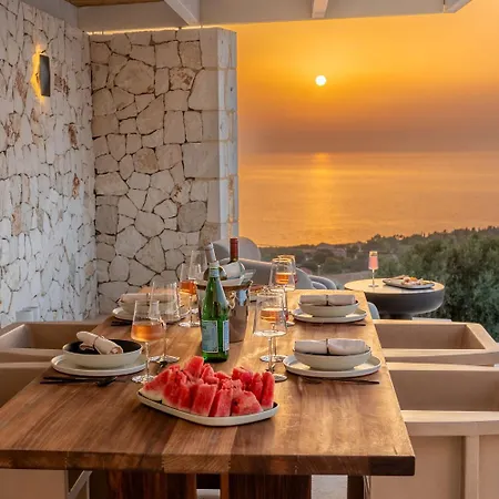 Casta Diva Luxury Villa