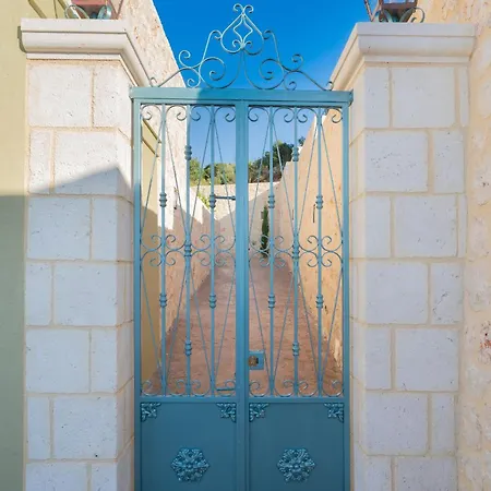 Casta Diva Luxury Villa *