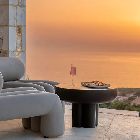 Casta Diva Luxury Vila *